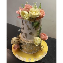 2 Tiers Cake